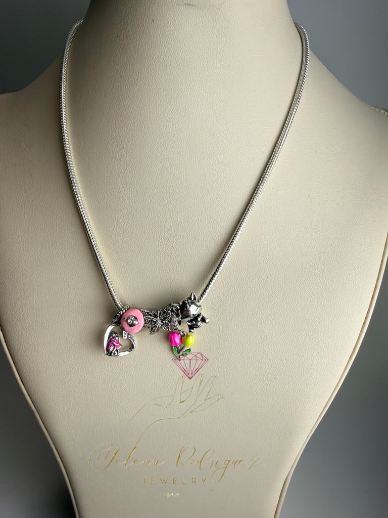 Collar De Pando Con 5 Charms
