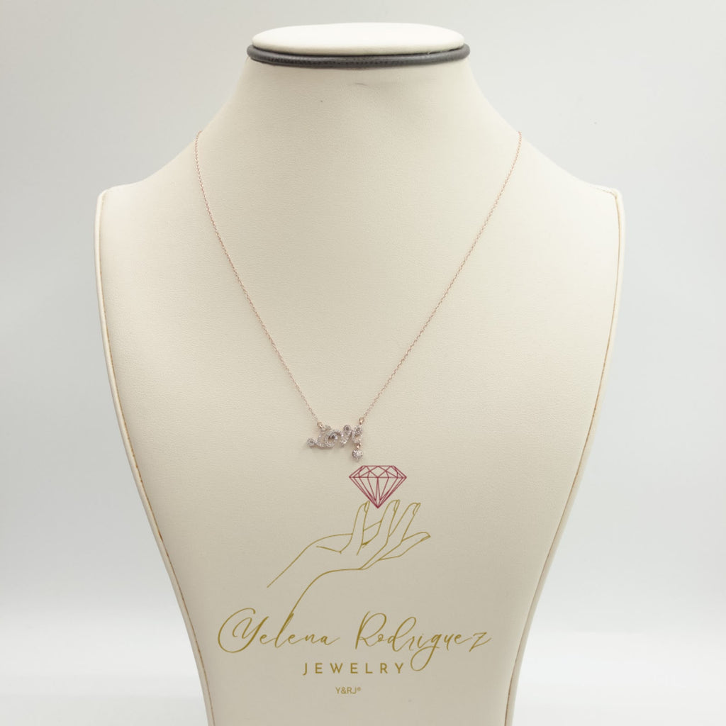 PENDIENTES DE DIAMANTES Y RUBI 18K , COLLAR EN ORO ROSA 10K DE DIAMANTE, ANILLO DE CITRINA SIZE 9 DE PLATA, ANILLO DE PLATA CHANGE GARNET SIZE 9.5, LAMINAS DE ORO DE 24K RECTANGULAR Y UNA CIRCULAR , TOBILLERA SIZE 10 CUBAN LINK SOLIDA DE 3.89MM DE 10K
